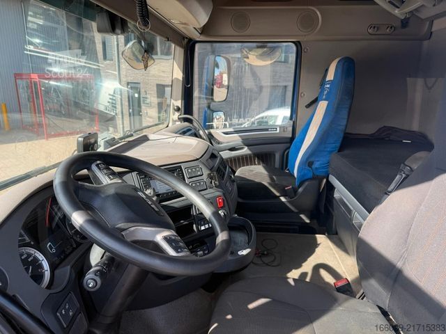 Standard SZM DAF XF 530 FT