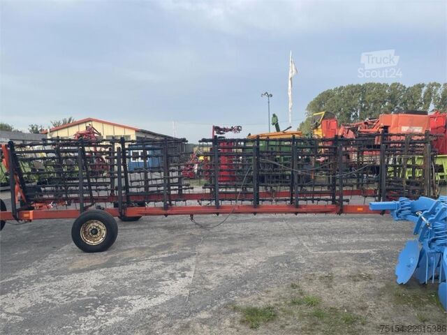 Lauko kultivatorius Farm King Strohstriegel 18m