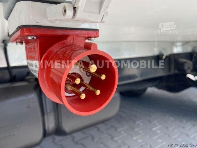 Furgoneta frigorífica IVECO Daily 70C18H TK KOFFER THERMOK LBW KLIMA LED AHK