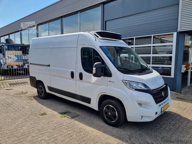 Hűtött dobozos kocsi Fiat Ducato 2.3D L2H2 Koelwagen/ Carrier Xarios 300/...