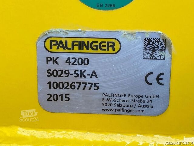 Vrachtwagen met kraan Renault D7.5 180 4X2 + PALFINGER PK 4200 KRAAN/KRAN/CRA...