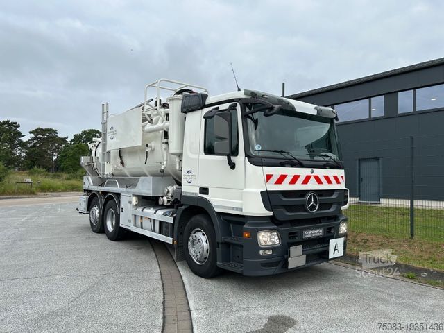 Vacuum tank truck MERCEDES-BENZ Actros 2532 / Kroll ADR Sauger #512