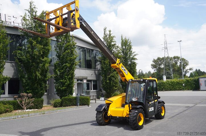 Телескопічний навантажувач JCB 525-60T5 / 2022 / 860 MTH! / joystick