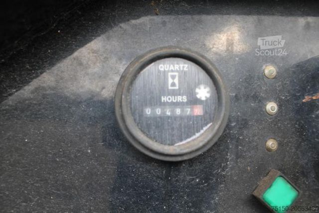 Tehergépkocsi-daruval szerelt furgon MERCEDES-BENZ 815 4x2 BB - KRAN Emminghaus E30 FUNK Nr: 064