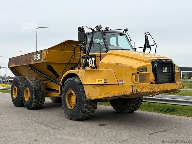 Muldenfahrzeug Caterpillar 745C