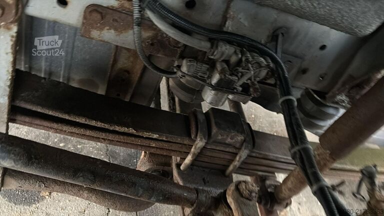 Цистерна MAN 25.292 (19220 L / 3 COMPARTIMENTS / 6X2 / MANUA...