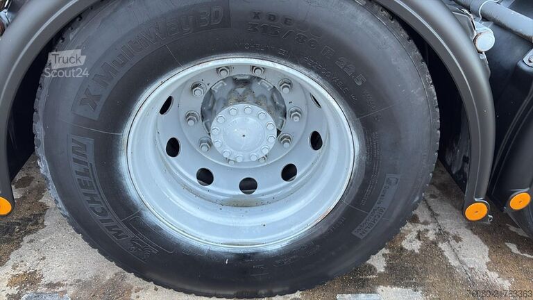 Цистерна MAN 25.292 (19220 L / 3 COMPARTIMENTS / 6X2 / MANUA...