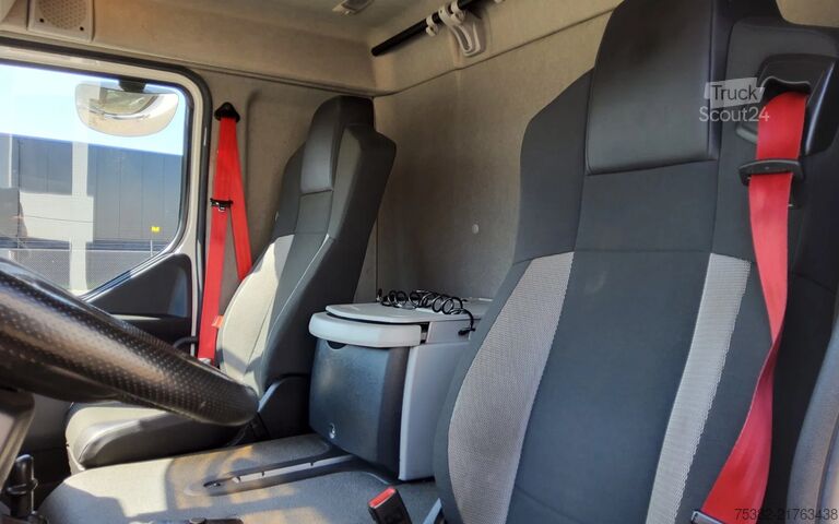 Valise Renault D240 P4x2 - ACC. - 21-BSJ-7 - BAKWAGEN - 12 TON...