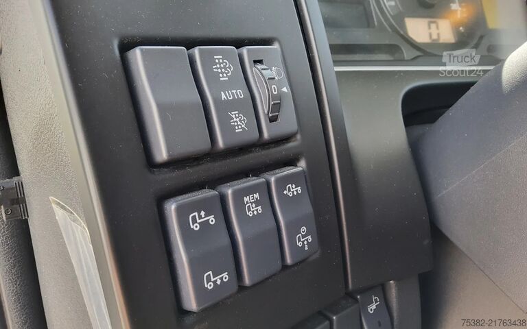 Valise Renault D240 P4x2 - ACC. - 21-BSJ-7 - BAKWAGEN - 12 TON...