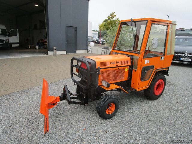 Traktor Agria 5900 mit Schneepflug+Kabine*