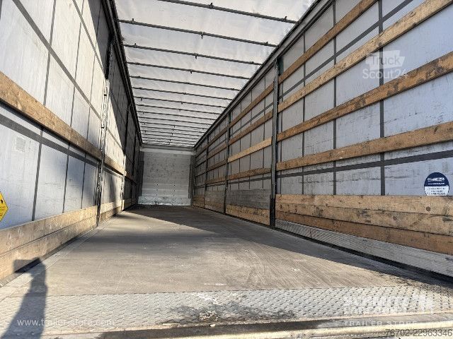 Відкритий напівпричіп з тентом Schmitz Cargobull Curtainsider Standard