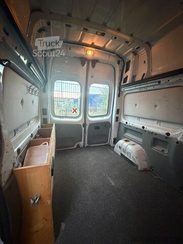 Панелен ван NISSAN PRIMASTER