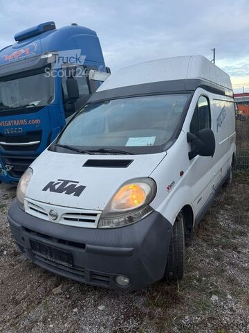 Панелен ван NISSAN PRIMASTER