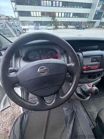 Панелен ван NISSAN PRIMASTER