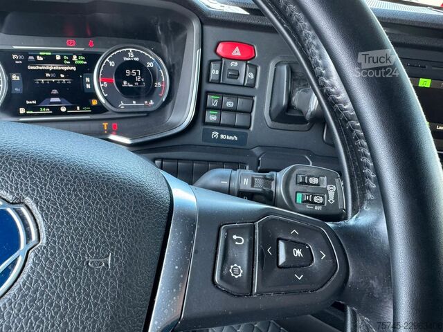 Vakio vetoauto SCANIA S500 * RETARDER * STANDKLIMA  * 2 X TANK*1. HAND