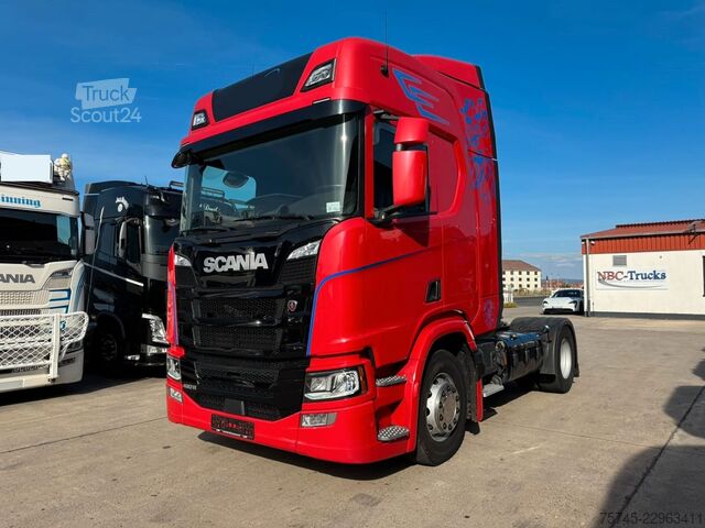 Vakio vetoauto SCANIA R460 * STANDKLIMA * LEDER * 2 X TANK * 1. HAND *