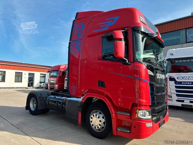 Vakio vetoauto SCANIA R460 * STANDKLIMA * LEDER * 2 X TANK * 1. HAND *