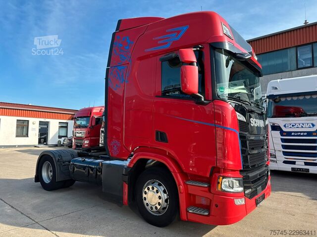 Vakio vetoauto SCANIA R460 * STANDKLIMA * LEDER * 2 X TANK * 1. HAND *