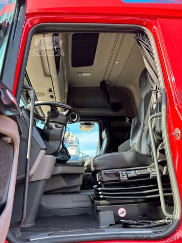 Vakio vetoauto SCANIA R460 * STANDKLIMA * LEDER * 2 X TANK * 1. HAND *