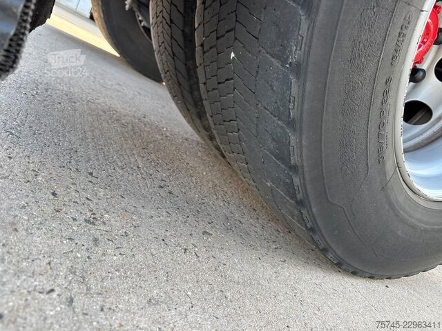 Vakio vetoauto SCANIA R460 * STANDKLIMA * LEDER * 2 X TANK * 1. HAND *