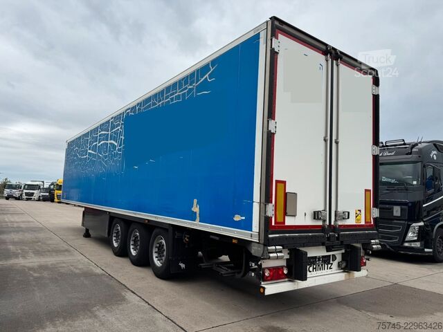 Kylmäkuljetuspuoliperävaunu SCHMITZ CARGOBULL SCB*S3T * DOPPELSTOCK * LIFTACHSE * 2,50 M BREIT