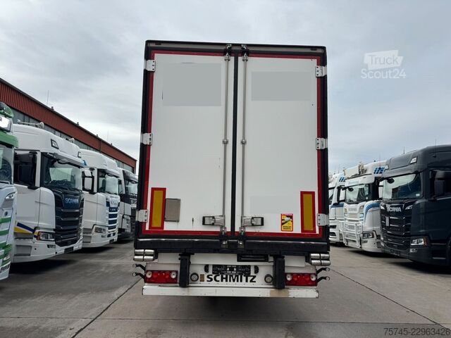 Kylmäkuljetuspuoliperävaunu SCHMITZ CARGOBULL SCB*S3T * DOPPELSTOCK * LIFTACHSE * 2,50 M BREIT
