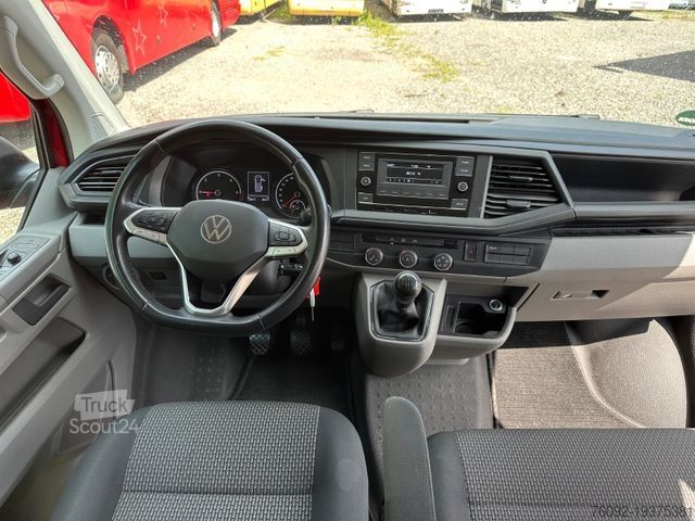 Minibus VOLKSWAGEN T6 Kombi (PDC Hi*ACC*StandHz*9 Sitzer*AC)
