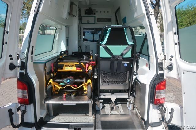 شاحنة إطفاء VOLKSWAGEN T5 Transporter Hochdach lang/KTW/Klima/Nr. 283