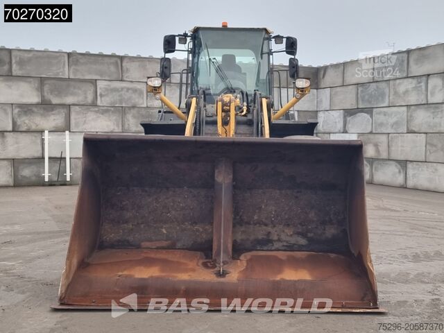 Ładowarka kołowa Komatsu WA380-6