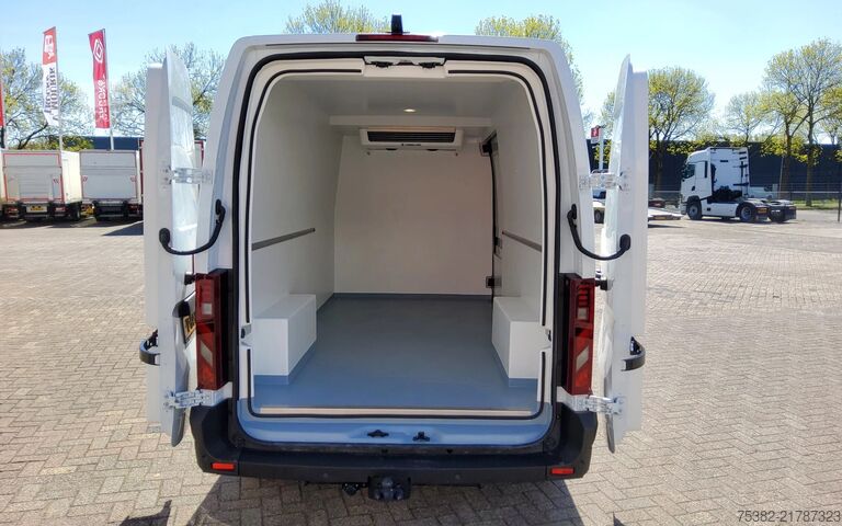Aukstuma furgons Renault Master 170.35 L3H2 - V-84-KHB - BPM VRIJ KOELEN...