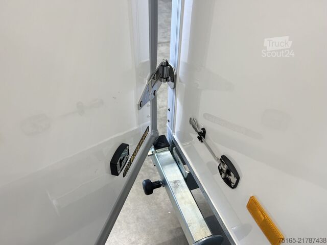 Remorci frigorifice și remorci de congelare profundă HAPERT Sapphire L-2 Kühlanhänger