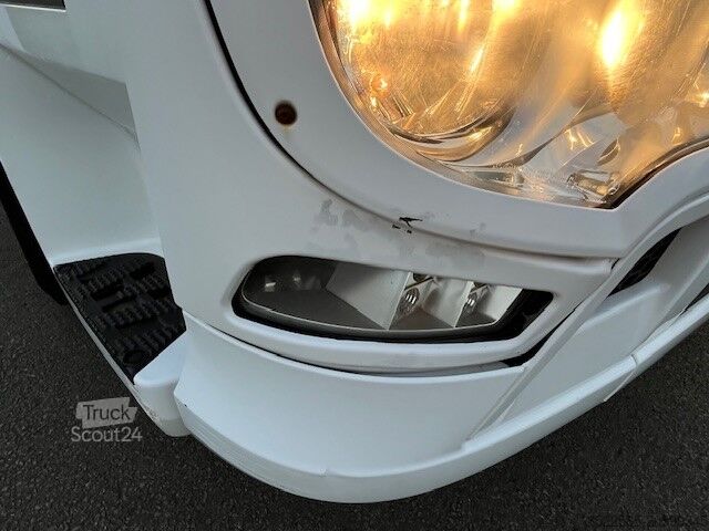 Plateau bâché Mercedes Benz Antos 2545