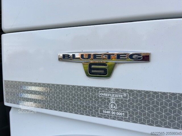 Plateau bâché Mercedes Benz Antos 2545