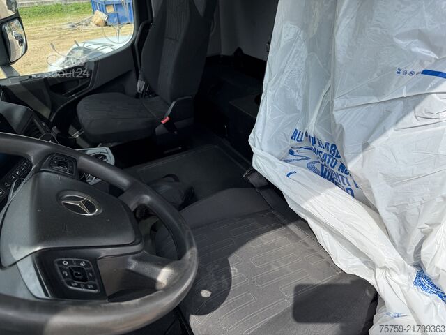 Pašizgāzējs kravas automašīna Mercedes-Benz Arocs 4148K Kipper 8x4 40 Ton Euro 6