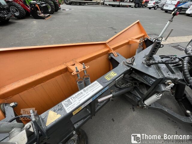 Macchina agricola Fuso Canter 6C18 4WD 4x4