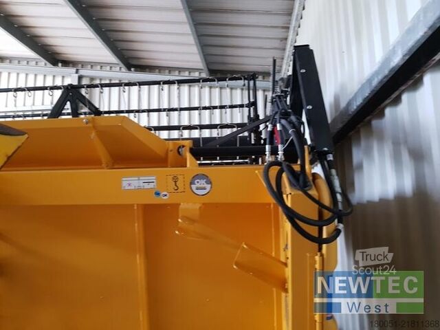 Ceifeira-debulhadora New Holland VARIFEED 8,53 M HD