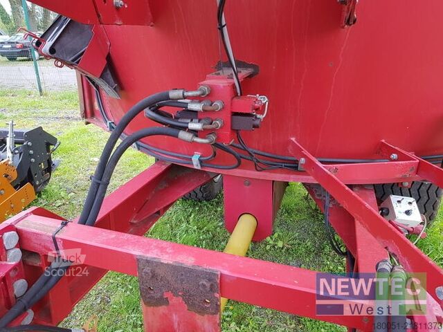 Silózási technológia BvL van Lengerich V-MIX 12 L