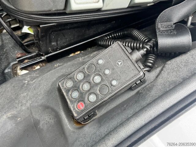 Chassi med hytt Mercedes-Benz Atego 1024 PTO