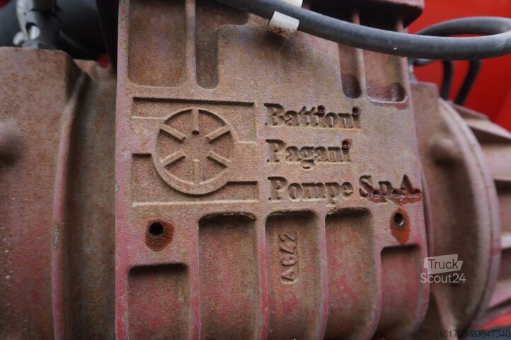 Βυτιοφόρο λυμάτων MAN TGS 35.400 8x4 E5 / HYVA HOOK LIFT 32.56