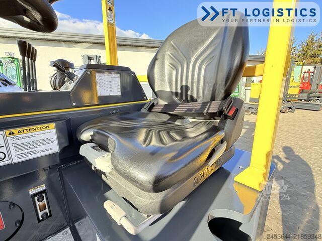 четирипосочен мотокар Combilift CB2500 GAS TRIPLEX 6000 FREE-LIFT