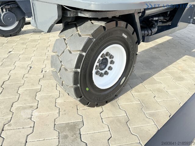 štvorcestný vysokozdvižný vozík Combilift C5000XL / DIESEL / WIDE FORK POSITIONER