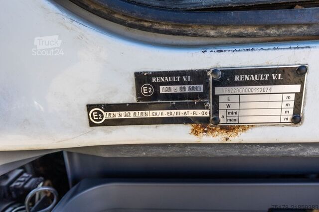 Camião cisterna RENAULT PREMIUM 270 + MAGYAR 13000L+4COMP+INTARDER