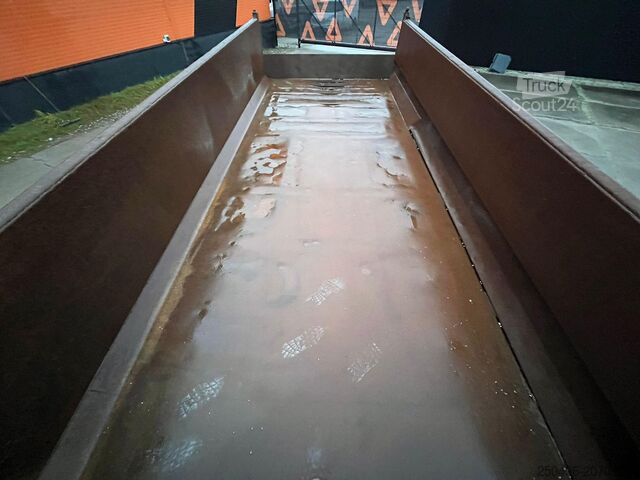 Самосвал Volvo FM 460 8x4*4 BOX L=6153 mm