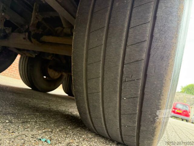 Ruchoma podłoga Knapen Trailers K100 92m3 Cargo Floor 10MM BPW