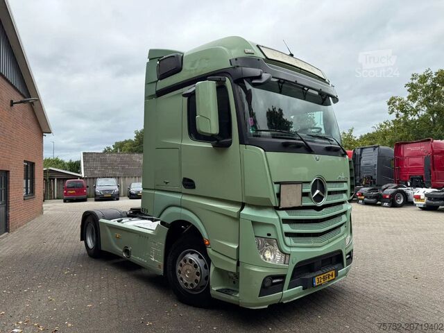 MTS standard Mercedes-Benz Actros 1842 4X2 Streamspace Side skirts 2x tank...