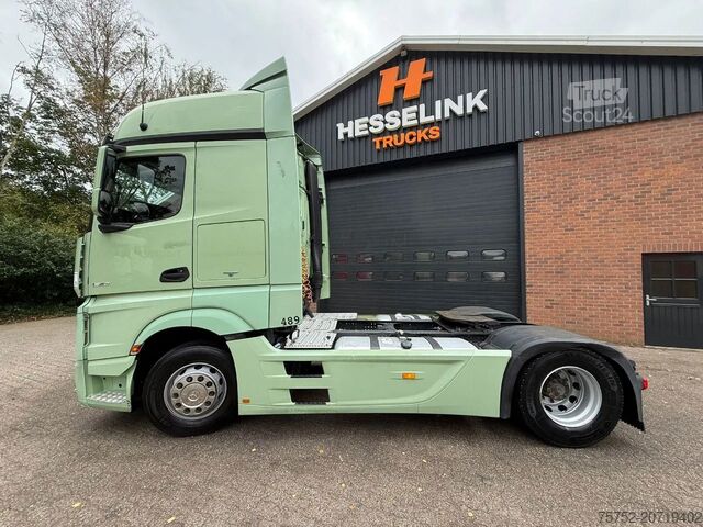 MTS standard Mercedes-Benz Actros 1842 4X2 Streamspace Side skirts 2x tank...
