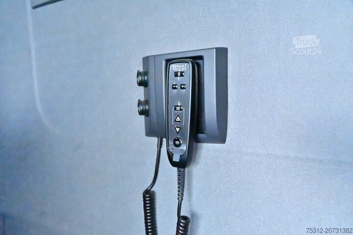 LKW mit Kofferaufbau Renault T440 6x2 E6 Retarder AHK LBW Isokoffer Lift Lenk