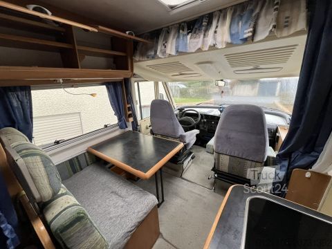 Camper integrado Hymer/Eriba B-Klasse 574 Hubbett - Markise - 3,85 to