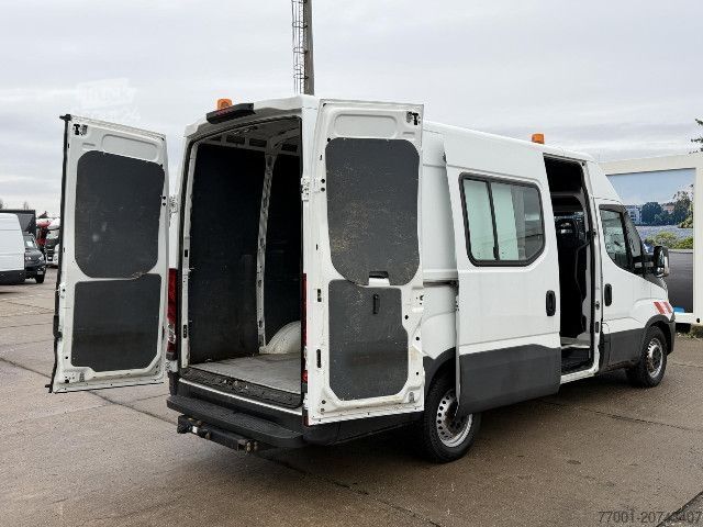 Ван с висока покривка IVECO 35S14SV / 6-Sitzer / Webasto / Klima / Tempomat /