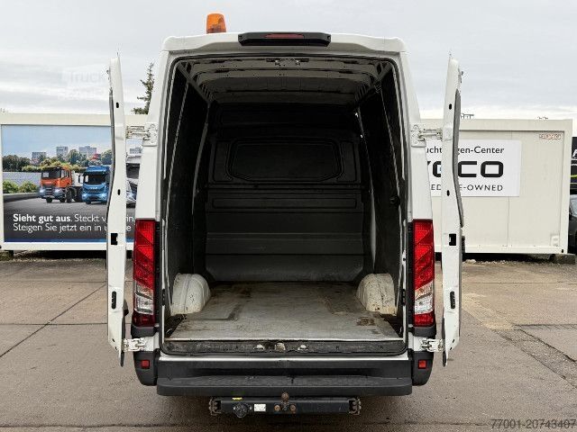 Ван с висока покривка IVECO 35S14SV / 6-Sitzer / Webasto / Klima / Tempomat /